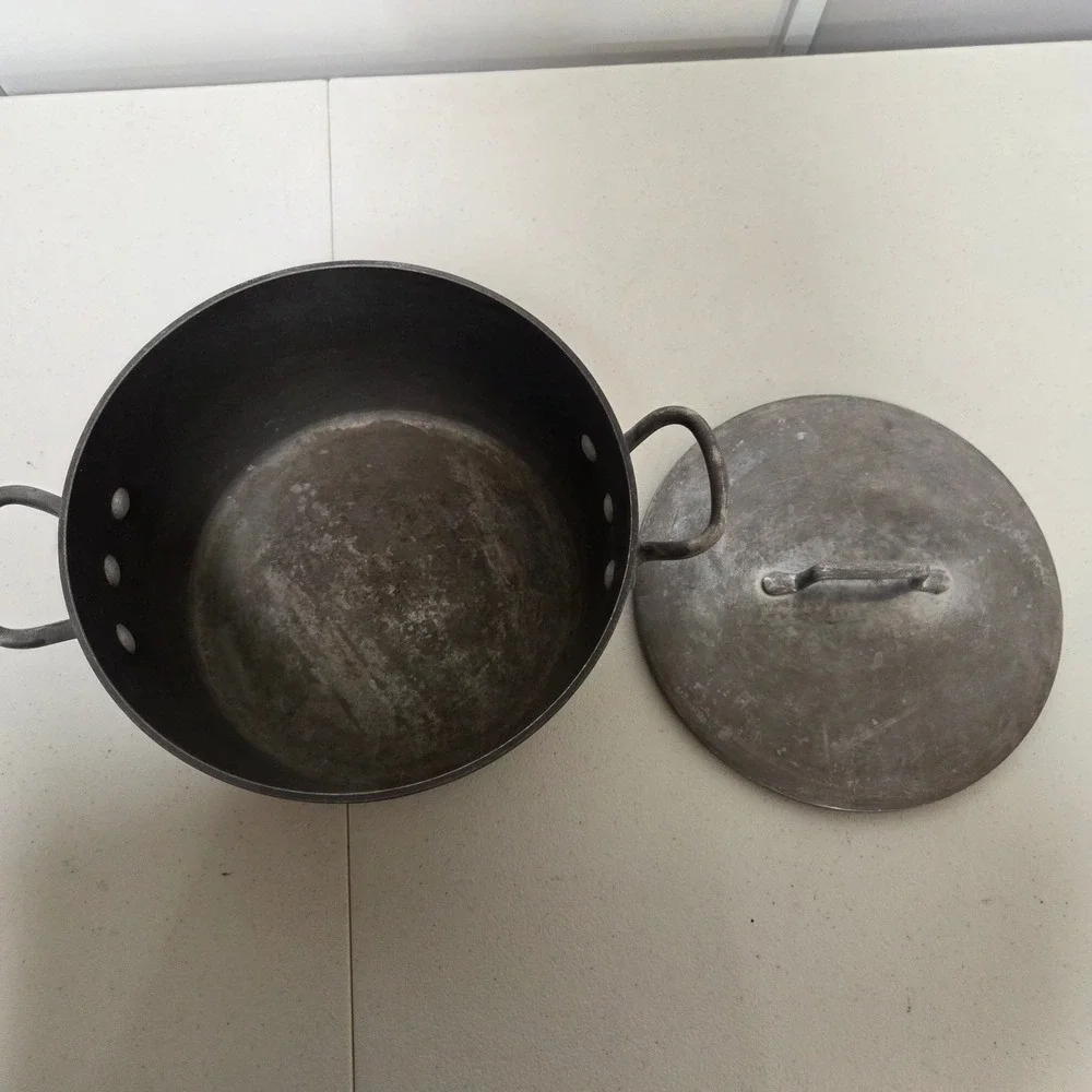 Magnalite GHC 7 Quart Stock Pot with Lid Anodized Aluminum USA Made 6.6L Gray